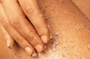 쌀 우유 바디 스크럽