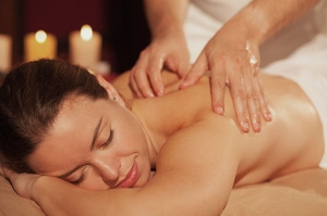 MASSAGE KHÔNG TINH DẦU